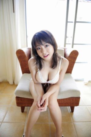 《乳色吐息》第一集免费观看