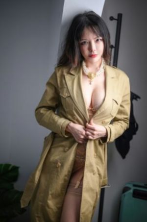女野人艳史无删减版
